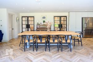 Photo 33- click for photo gallery